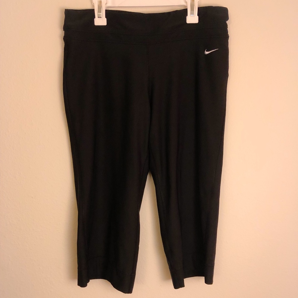 Nike Dri-Fit Black Crop Legging